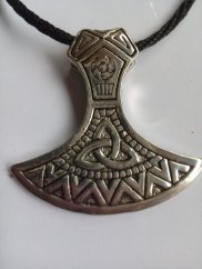 Amulet Thorovo kladivo