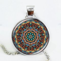 Kvetinová mandala -strieborná